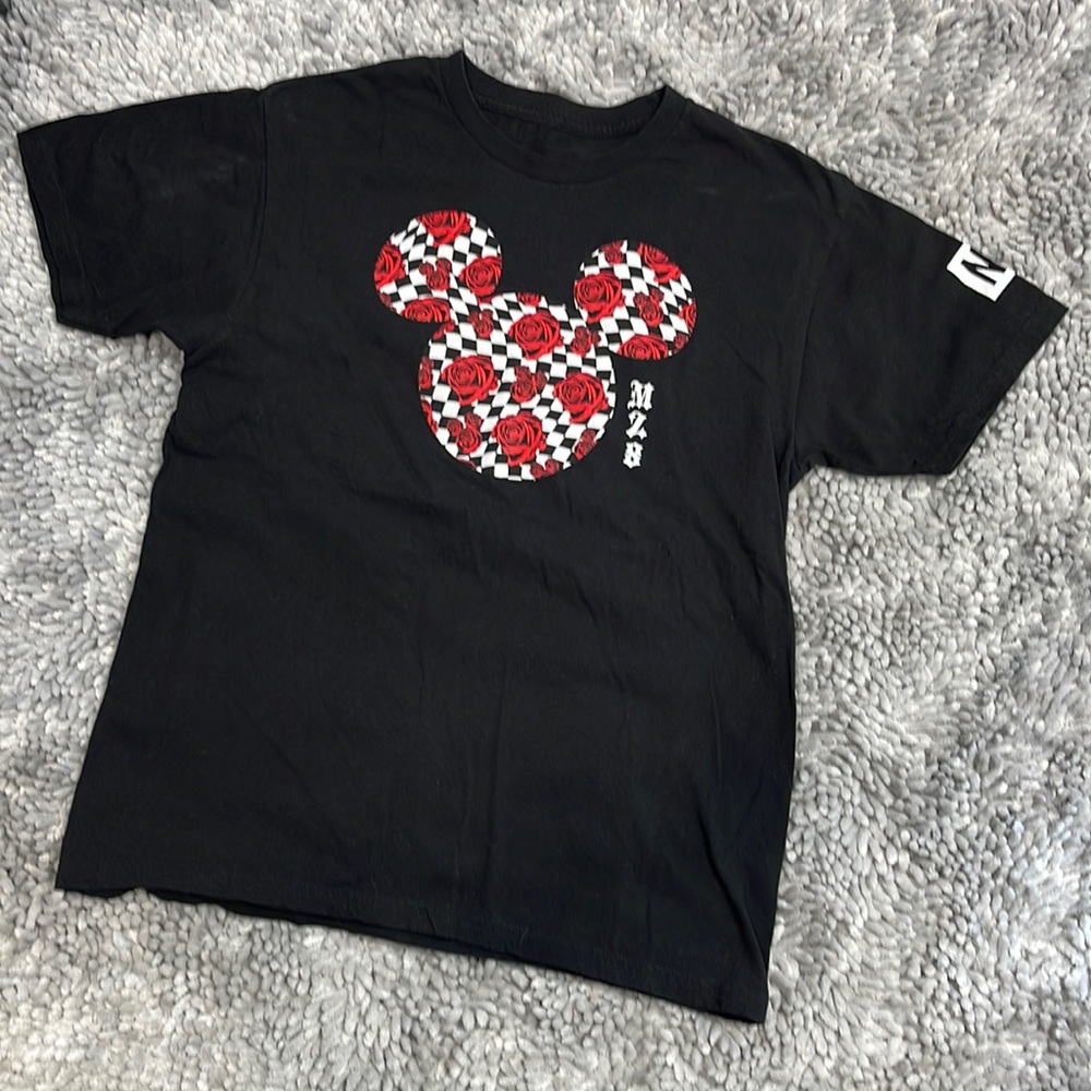NEFF Mickey Mouse mens Medium shirt